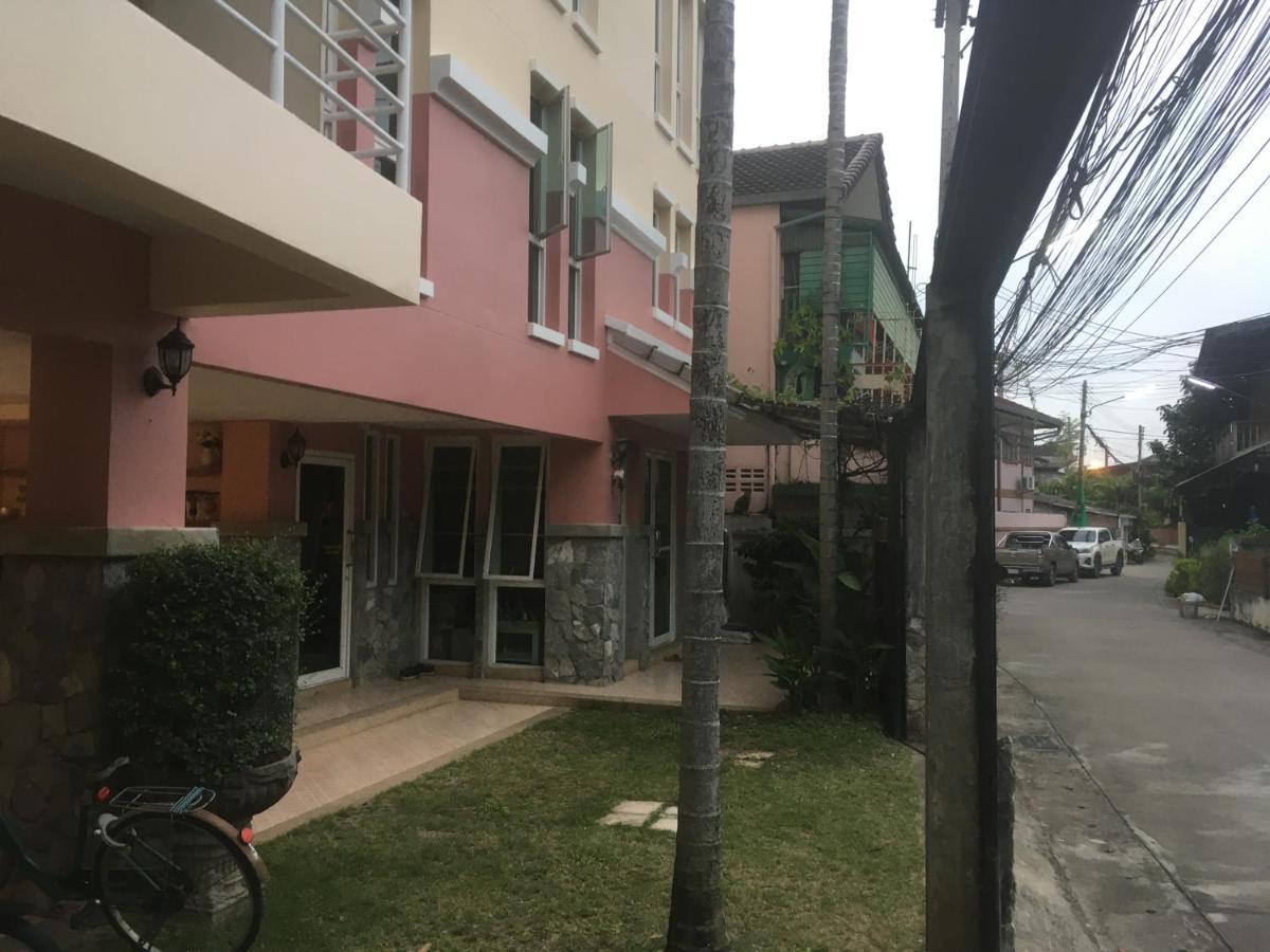Hotel Triple Palms House Chiang Mai Exterior foto