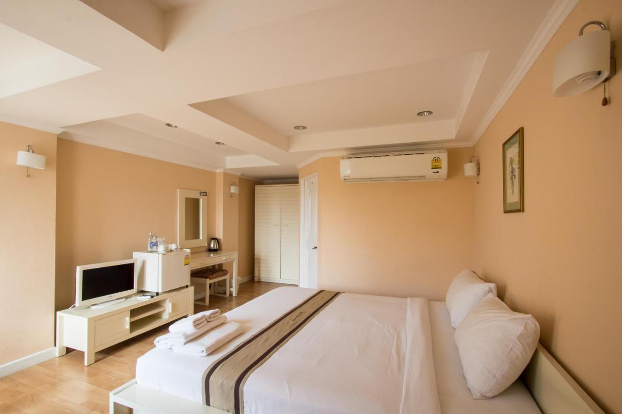 Hotel Triple Palms House Chiang Mai Exterior foto